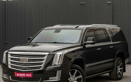 Cadillac Escalade IV, 2016 год, 3 850 000 рублей, 1 фотография