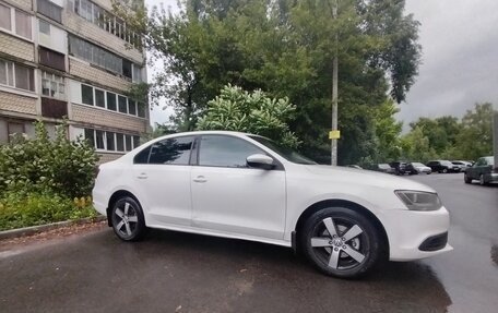 Volkswagen Jetta VI, 2013 год, 700 000 рублей, 5 фотография