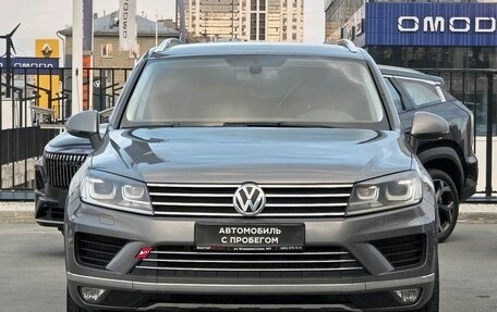 Volkswagen Touareg III, 2015 год, 2 750 000 рублей, 2 фотография