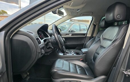 Volkswagen Touareg III, 2015 год, 2 750 000 рублей, 11 фотография