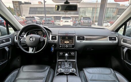 Volkswagen Touareg III, 2015 год, 2 750 000 рублей, 26 фотография