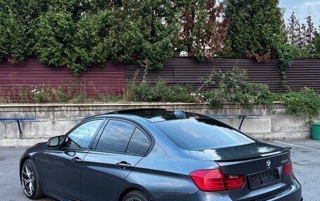 BMW 3 серия, 2013 год, 1 300 000 рублей, 3 фотография