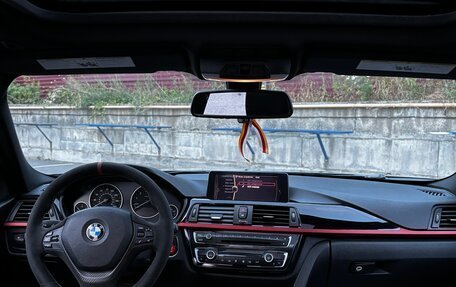 BMW 3 серия, 2013 год, 1 300 000 рублей, 12 фотография