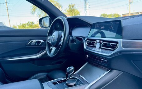 BMW 3 серия, 2019 год, 3 450 000 рублей, 12 фотография