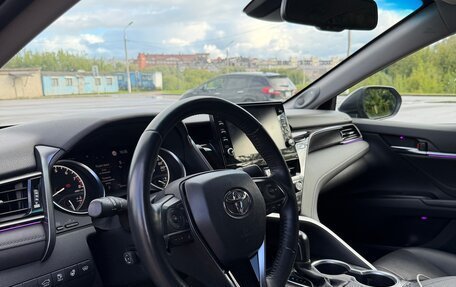 Toyota Camry, 2021 год, 3 800 000 рублей, 7 фотография