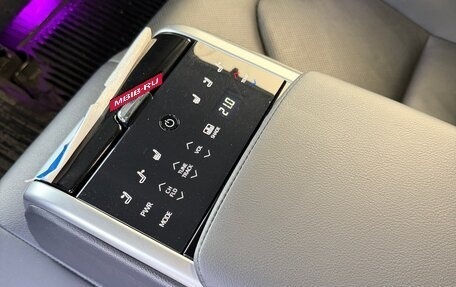 Toyota Camry, 2021 год, 3 800 000 рублей, 12 фотография