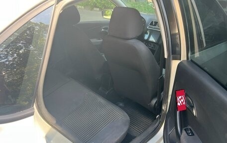 Volkswagen Polo VI (EU Market), 2011 год, 650 000 рублей, 13 фотография