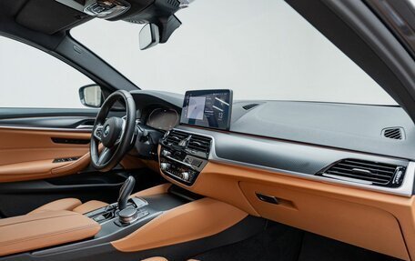 BMW 5 серия, 2020 год, 5 580 000 рублей, 33 фотография