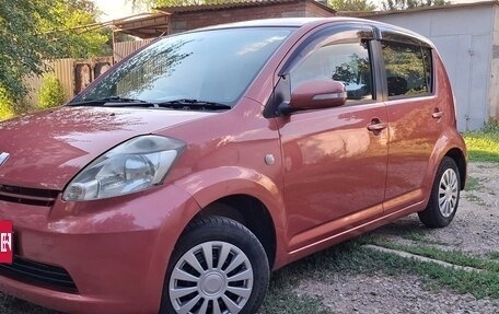 Toyota Passo III, 2004 год, 430 000 рублей, 2 фотография