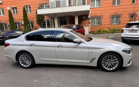 BMW 5 серия, 2018 год, 3 090 000 рублей, 4 фотография