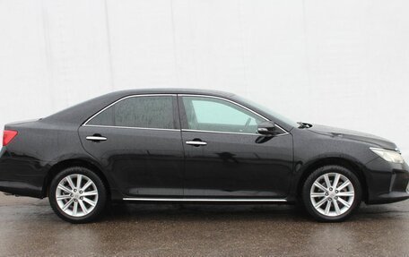 Toyota Camry, 2014 год, 1 390 000 рублей, 4 фотография