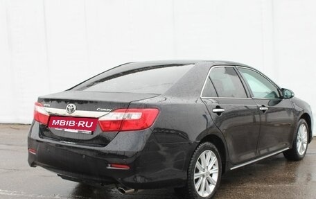 Toyota Camry, 2014 год, 1 390 000 рублей, 5 фотография