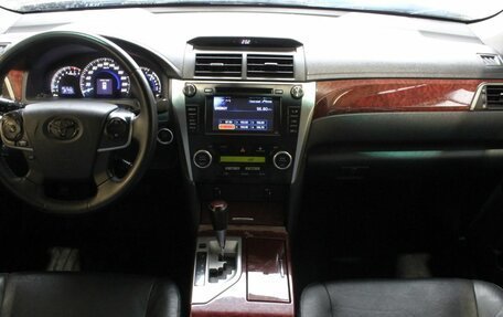Toyota Camry, 2014 год, 1 390 000 рублей, 14 фотография