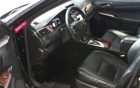 Toyota Camry, 2014 год, 1 390 000 рублей, 13 фотография