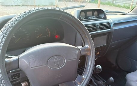 Toyota Land Cruiser Prado 90 рестайлинг, 1997 год, 777 000 рублей, 6 фотография