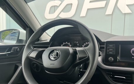 Skoda Rapid II, 2021 год, 1 599 000 рублей, 11 фотография