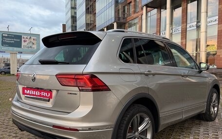Volkswagen Tiguan II, 2018 год, 2 900 000 рублей, 6 фотография