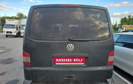 Volkswagen Multivan T5, 2004 год, 515 000 рублей, 3 фотография
