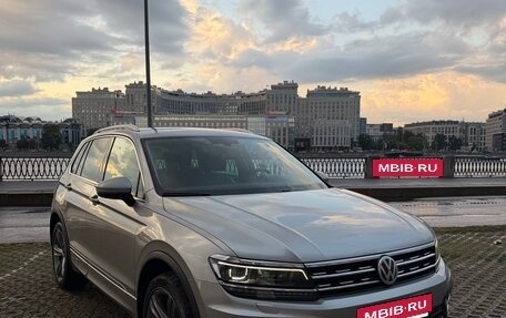 Volkswagen Tiguan II, 2018 год, 2 900 000 рублей, 8 фотография