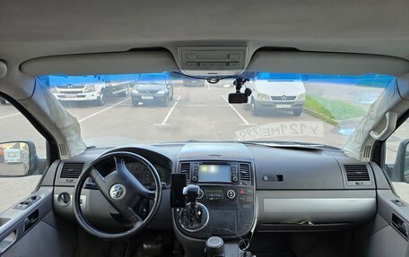 Volkswagen Multivan T5, 2004 год, 515 000 рублей, 13 фотография