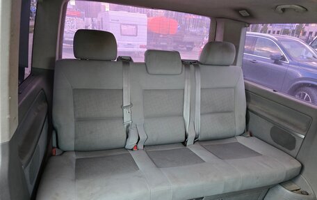 Volkswagen Multivan T5, 2004 год, 515 000 рублей, 12 фотография