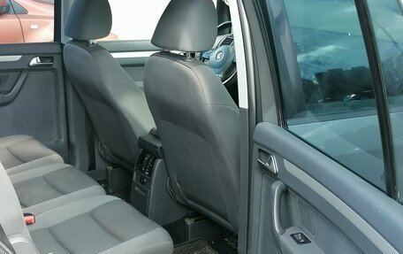 Volkswagen Touran III, 2013 год, 820 000 рублей, 9 фотография