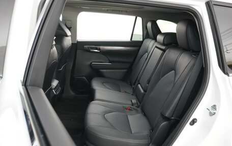 Toyota Highlander, 2026 год, 5 558 888 рублей, 8 фотография