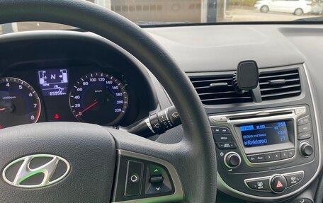Hyundai Solaris II рестайлинг, 2014 год, 1 200 000 рублей, 8 фотография