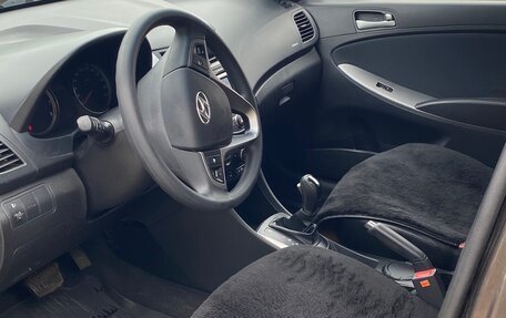 Hyundai Solaris II рестайлинг, 2014 год, 1 200 000 рублей, 10 фотография