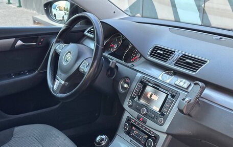 Volkswagen Passat B7, 2011 год, 1 277 000 рублей, 13 фотография
