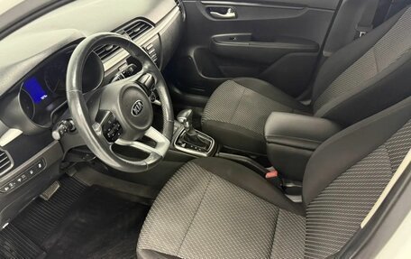 KIA Rio IV, 2018 год, 1 350 000 рублей, 17 фотография