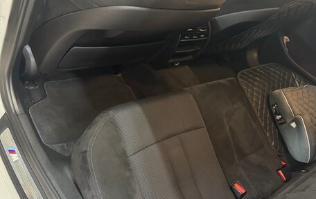BMW 5 серия, 2018 год, 3 200 000 рублей, 12 фотография
