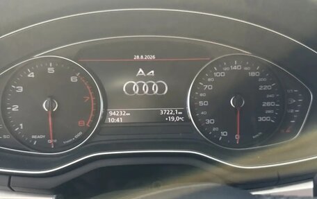 Audi A4, 2019 год, 2 400 000 рублей, 5 фотография
