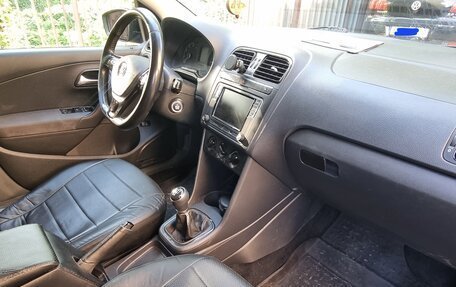 Volkswagen Polo VI (EU Market), 2015 год, 690 000 рублей, 8 фотография