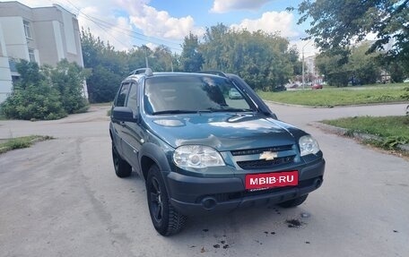 Chevrolet Niva I рестайлинг, 2018 год, 685 000 рублей, 1 фотография