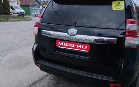 Toyota Land Cruiser Prado 150 рестайлинг 2, 2014 год, 3 400 000 рублей, 4 фотография