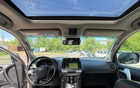 Toyota Land Cruiser Prado 150 рестайлинг 2, 2021 год, 7 200 000 рублей, 9 фотография
