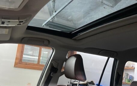Toyota Land Cruiser Prado 150 рестайлинг 2, 2016 год, 3 300 000 рублей, 11 фотография