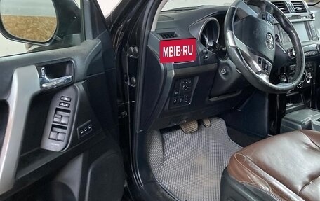 Toyota Land Cruiser Prado 150 рестайлинг 2, 2016 год, 3 300 000 рублей, 10 фотография