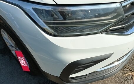 Volkswagen Tiguan II, 2021 год, 1 790 000 рублей, 13 фотография