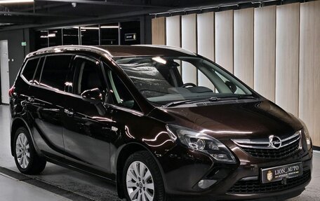 Opel Zafira C рестайлинг, 2013 год, 980 000 рублей, 10 фотография