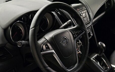 Opel Zafira C рестайлинг, 2013 год, 980 000 рублей, 16 фотография