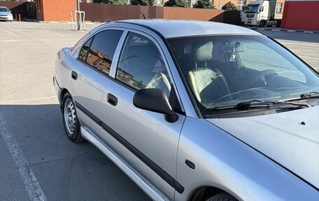 Mitsubishi Carisma I, 2001 год, 250 000 рублей, 5 фотография