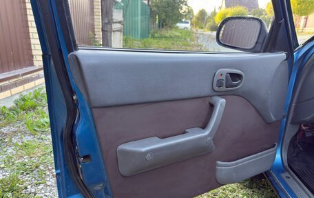 Suzuki Swift II, 1999 год, 99 000 рублей, 10 фотография