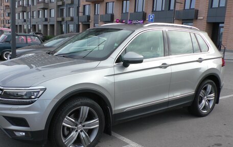 Volkswagen Tiguan II, 2018 год, 3 100 000 рублей, 2 фотография