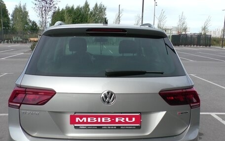 Volkswagen Tiguan II, 2018 год, 3 100 000 рублей, 5 фотография