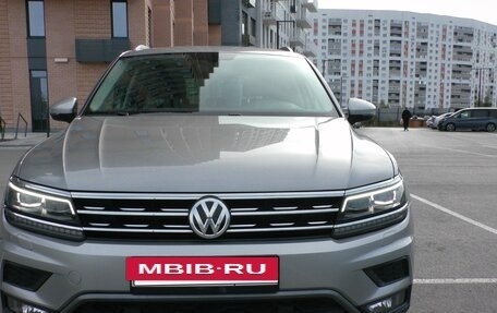 Volkswagen Tiguan II, 2018 год, 3 100 000 рублей, 9 фотография