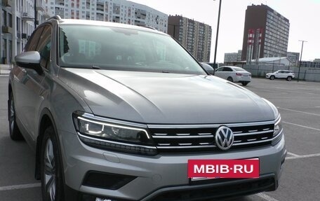 Volkswagen Tiguan II, 2018 год, 3 100 000 рублей, 10 фотография