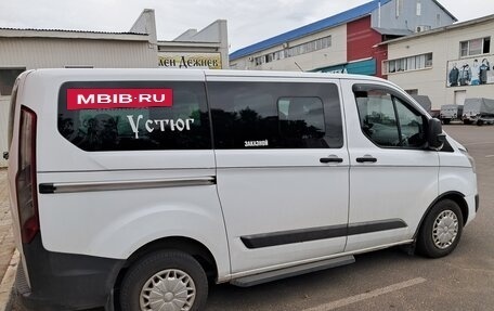 Ford Tourneo Custom I рестайлинг, 2013 год, 1 580 000 рублей, 2 фотография