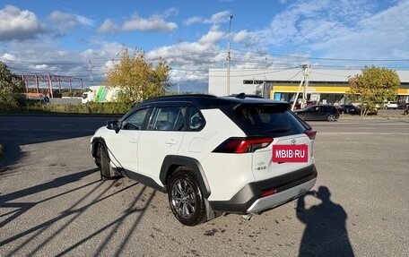Toyota RAV4, 2023 год, 3 150 000 рублей, 6 фотография